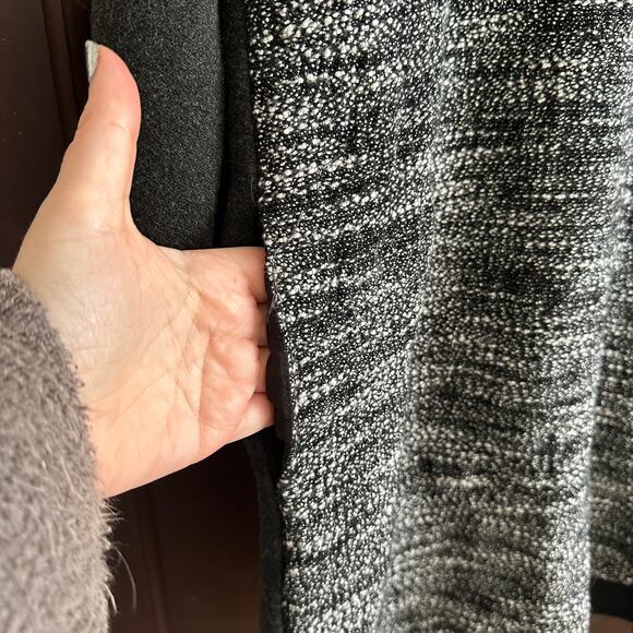 VINCE | Gray Boucle Front Wool Blend Curved Hem Dress | Size Medium - Picture 6 of 8